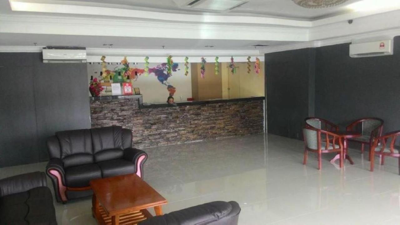 Golden Hotel Kota Kinabalu Bagian luar foto