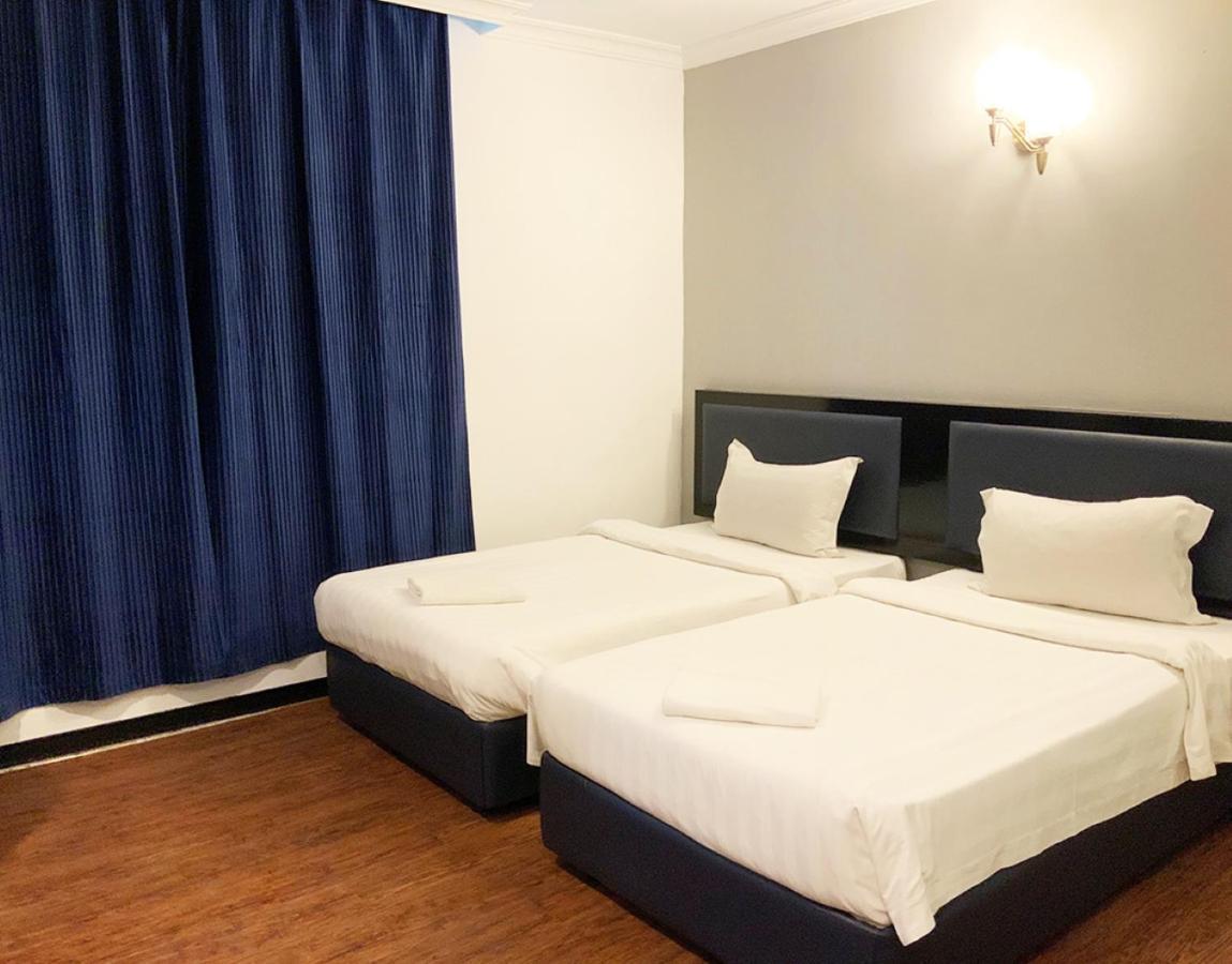 Golden Hotel Kota Kinabalu Bagian luar foto